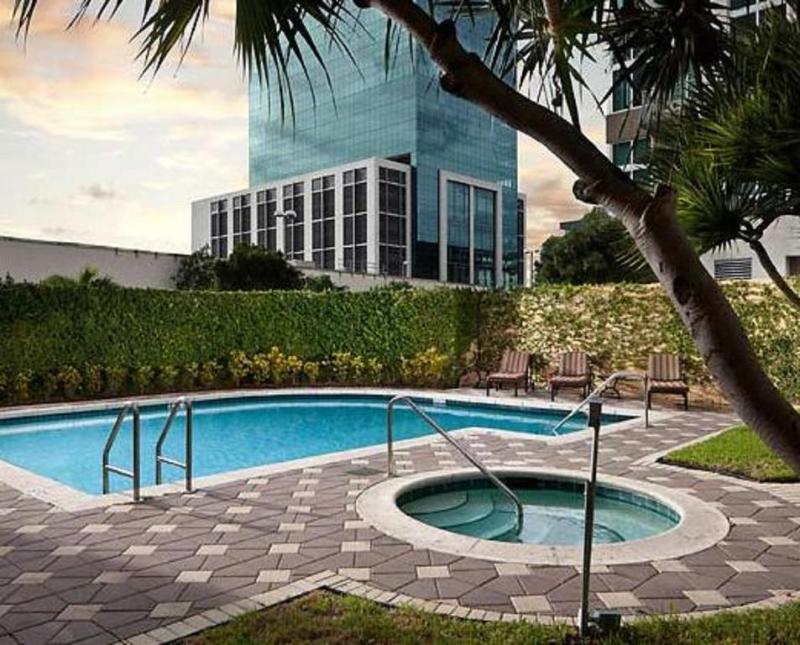 Hotel Courtyard Miami Dadeland Glenvar Heights Esterno foto